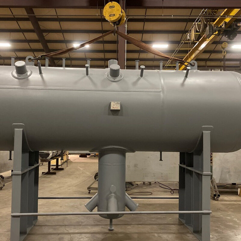 Industrial chemical reactor vessel used for high pressure chemical processing